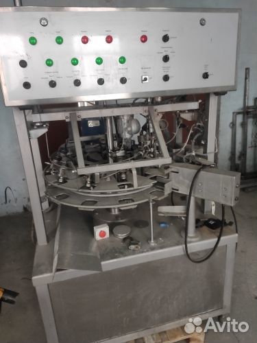 Автомат пюр пак для приклеивания крышек Я1-апк-1