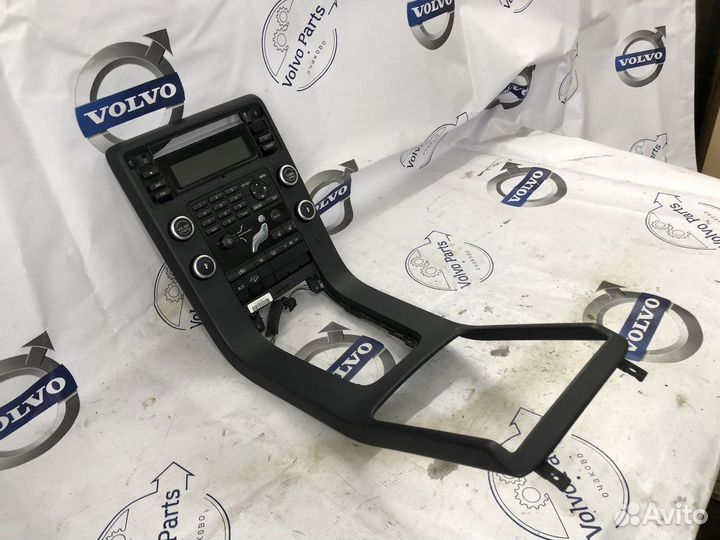 Накладка центральной консоли Volvo XC70 III (2007