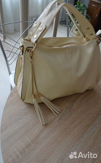 Сумка кожаная женская с ручками