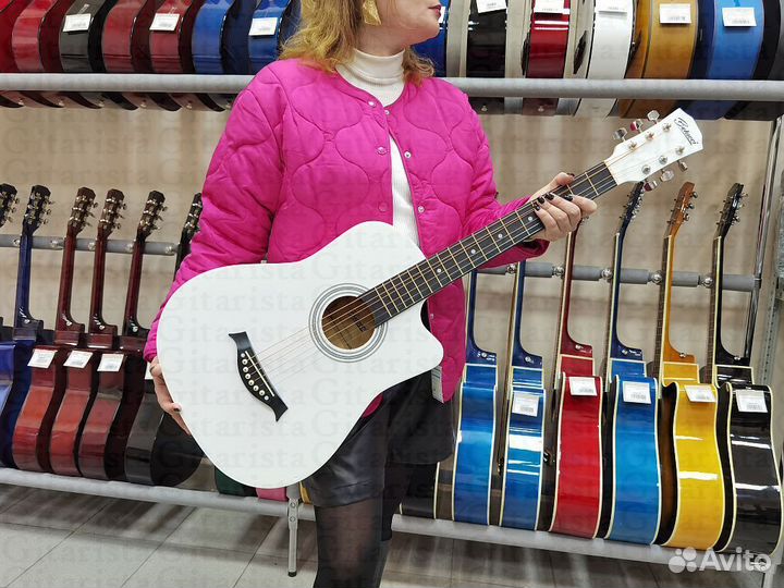 Гитара акустическая