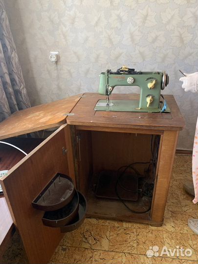 Швейная машина Veritas