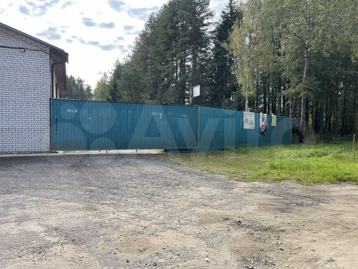 Здание, 334.6 м²