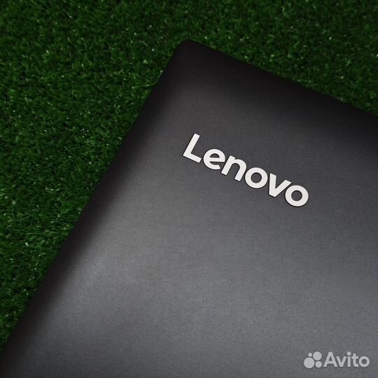 Ноутбук Lenovo ideapad 320-17iKB