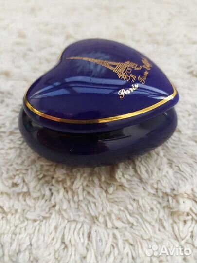 Шкатулка для ювелирных украшений