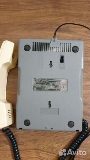Телефонный аппарат телур-201