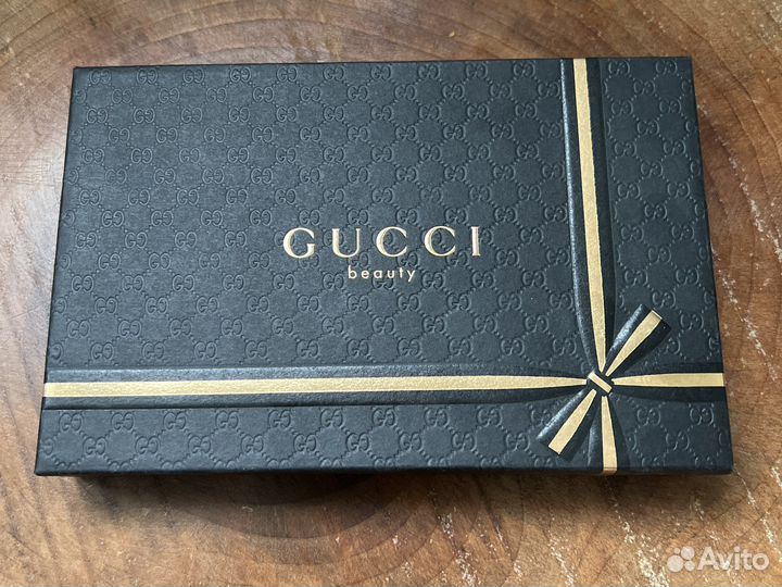 Брендовые пакеты, конверты, коробки gucci