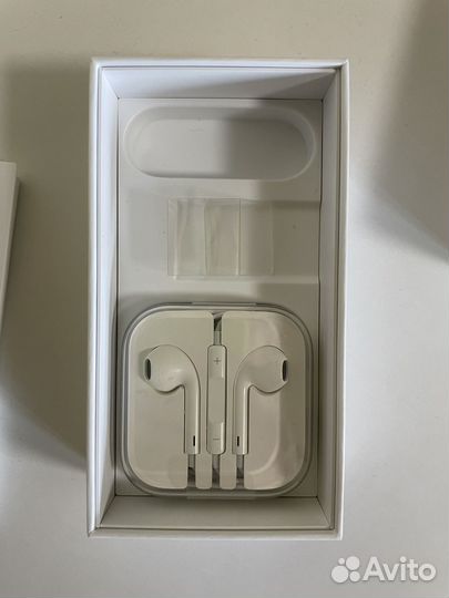 Телефон iPhone 5s