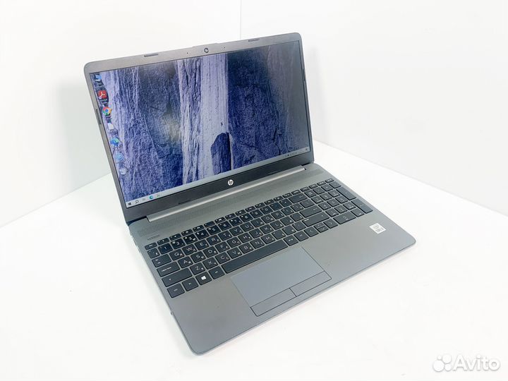 Ноутбук HP i3-10/8Gb/SSD120Gb