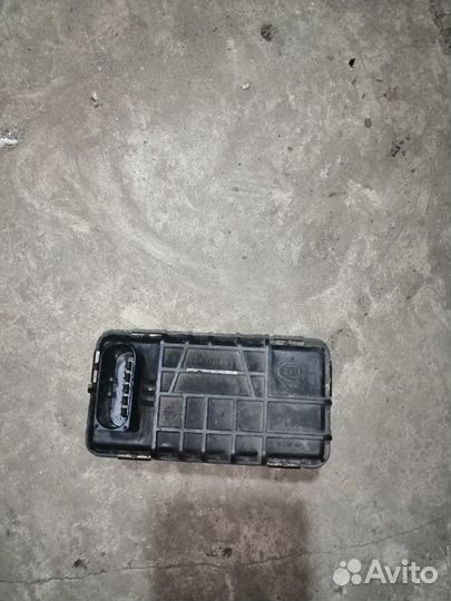 Блок управления турбиной Ford Transit 140 л.с