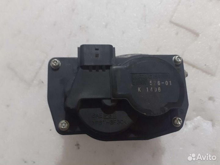 Дросельная заслонка Nissan Tiida C11