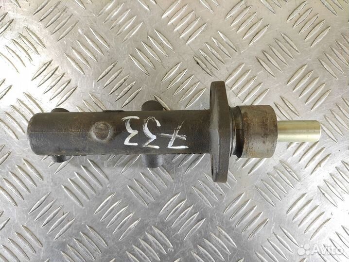 Цилиндр тормозов главный Vito 1996-2003