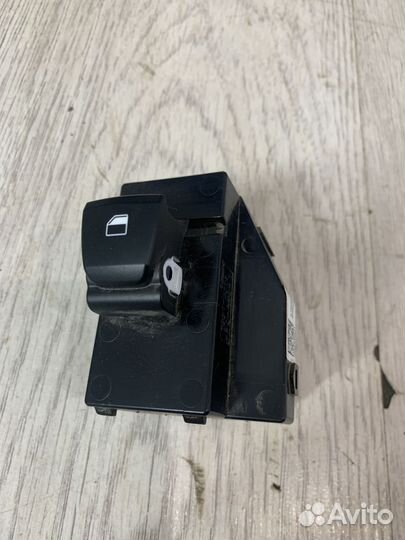 Блок кнопок стеклоподъемников Hyundai solaris Прав