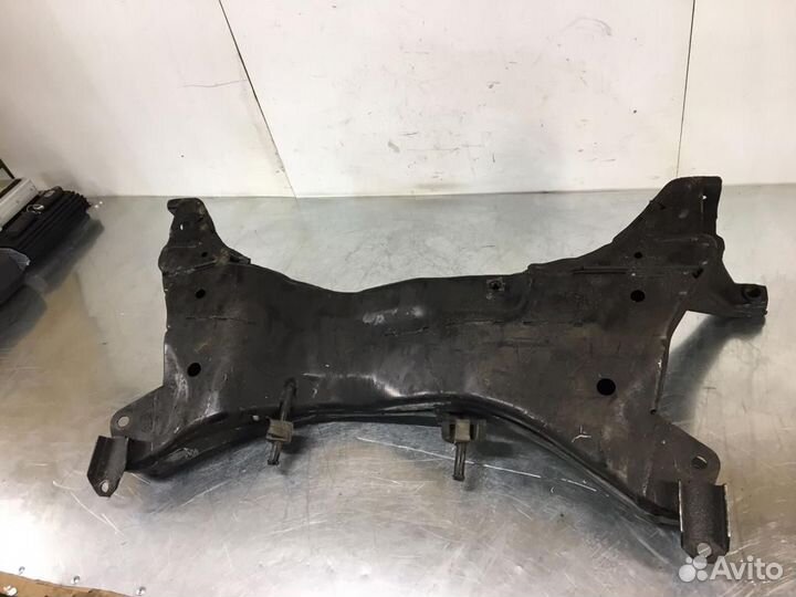 Подрамник lancer 9 outlander (1 поколение)