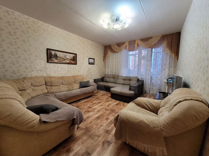 2-к. квартира, 62 м², 2/10 эт.