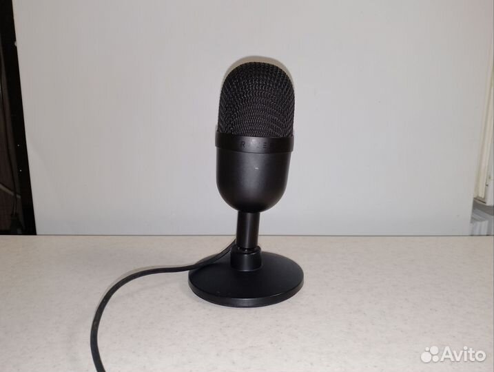 Микрофон razer seiren mini