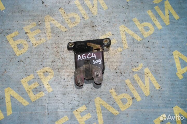 Замок крышки багажника Audi A6 C4