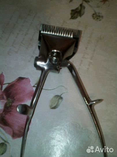 Ручная машинка для стрижки волос СССР