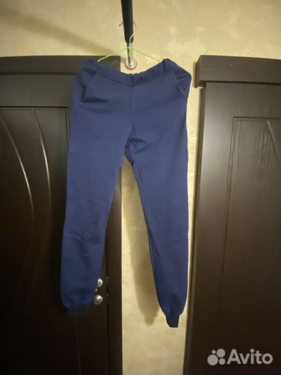 Спортивный костюм женский