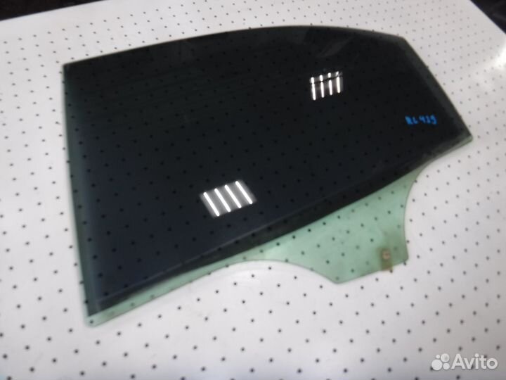 Стекло двери задней левой Mazda 6 GG