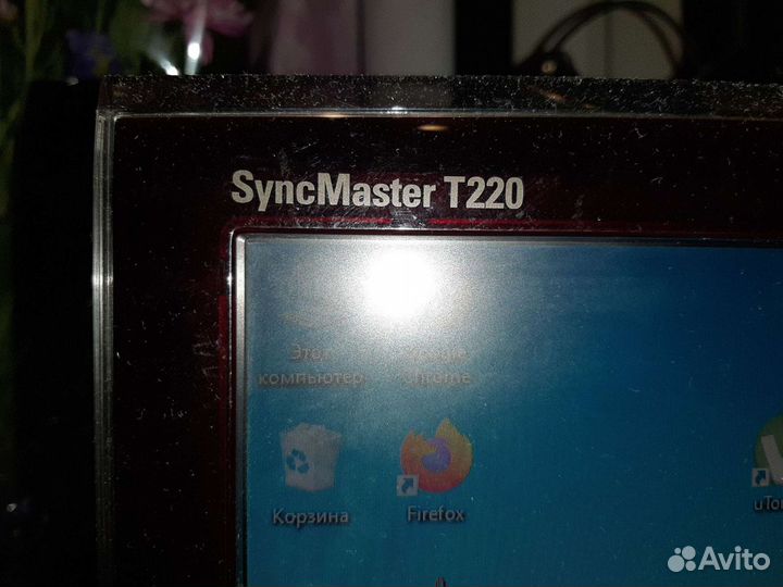 Монитор Samsung