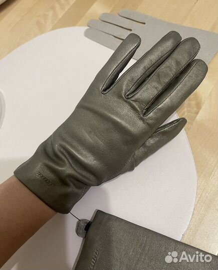 Кожаные перчатки золотистые