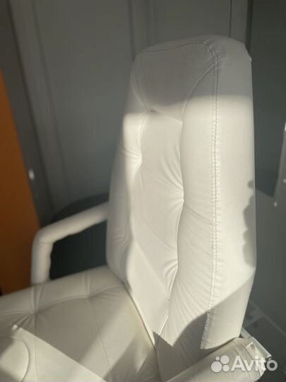 Косметологическое кресло