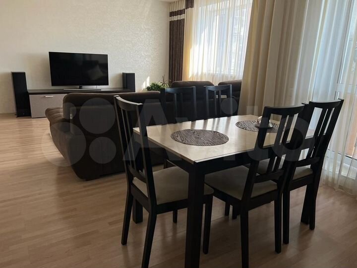 3-к. квартира, 104 м², 7/16 эт.