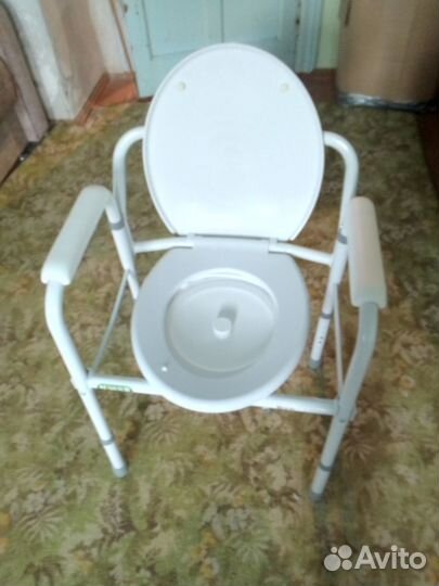 Стул туалет новый