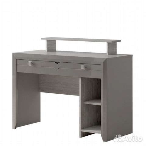 Туалетный столик