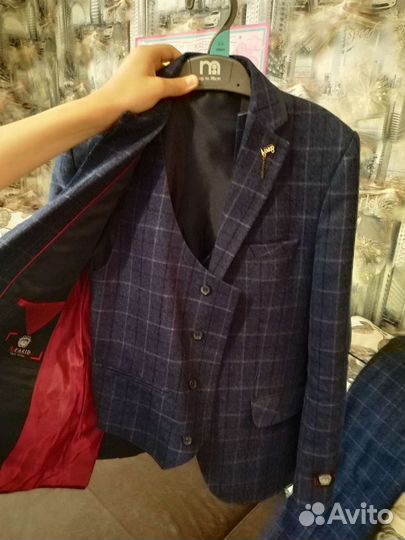 Костюм тройка на мальчика 146