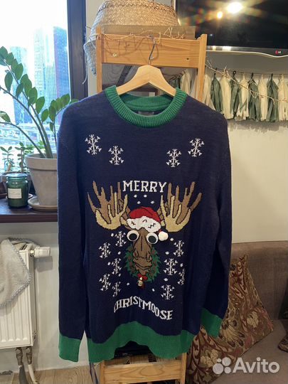 Свитер h&m новогодний размер M