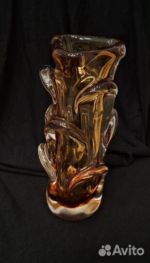 Ваза карамелное гутное стекло Ян Беранек Чехия