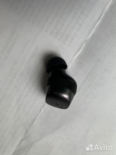 Беспроводные наушники Momentum True Wireless 3