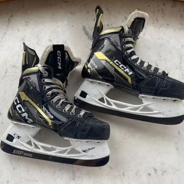 Коньки хоккейные CCM AS-V Pro размер 5