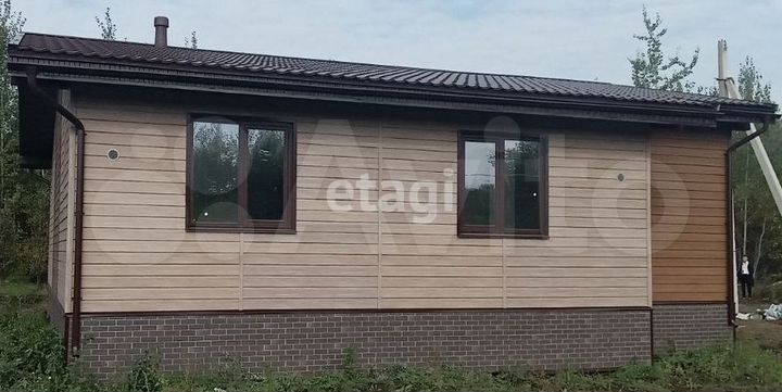 Дом 100 м² на участке 8 сот.