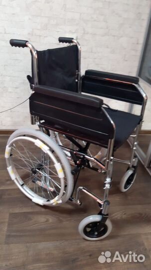 Инвалидная коляска новая