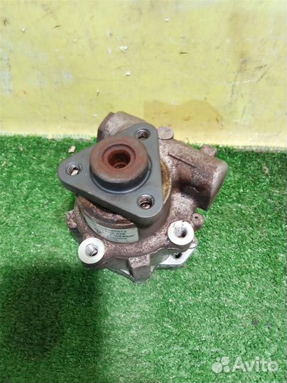Насос гидроусилителя Chevrolet Niva 2009
