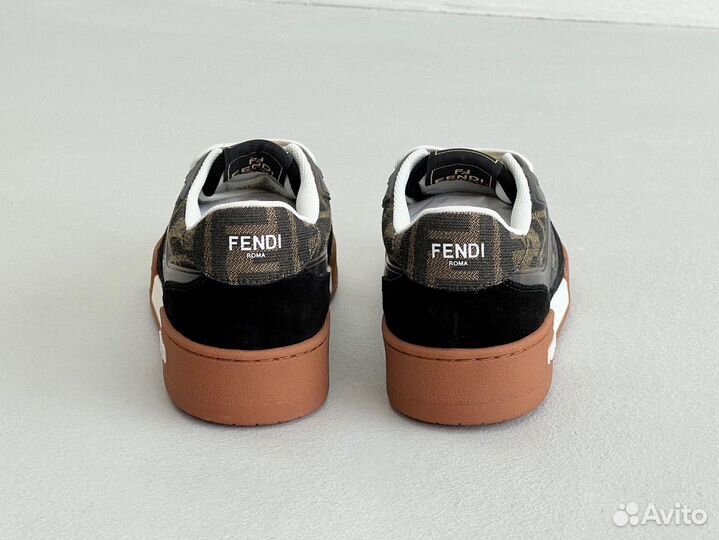 Кроссовки Fendi