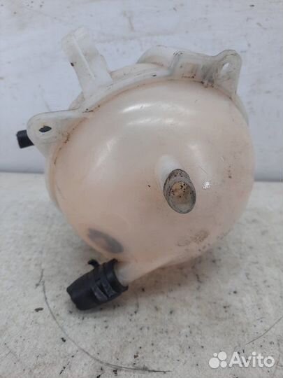 Бачок расширительный Audi A3 хэтчбэк 5 дв. 2.0 BKD