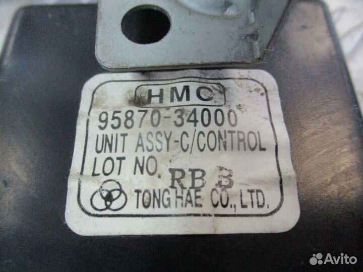 Блок управления кондиционером Hyundai Sonata 3 96г