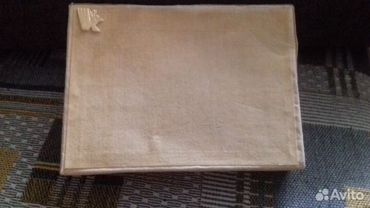 Продам 3 н/чайн.набор.-2 и 1 перс., н/наб. ч/ложек