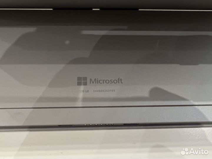 Планшет Microsoft Surface 3 Pro i5