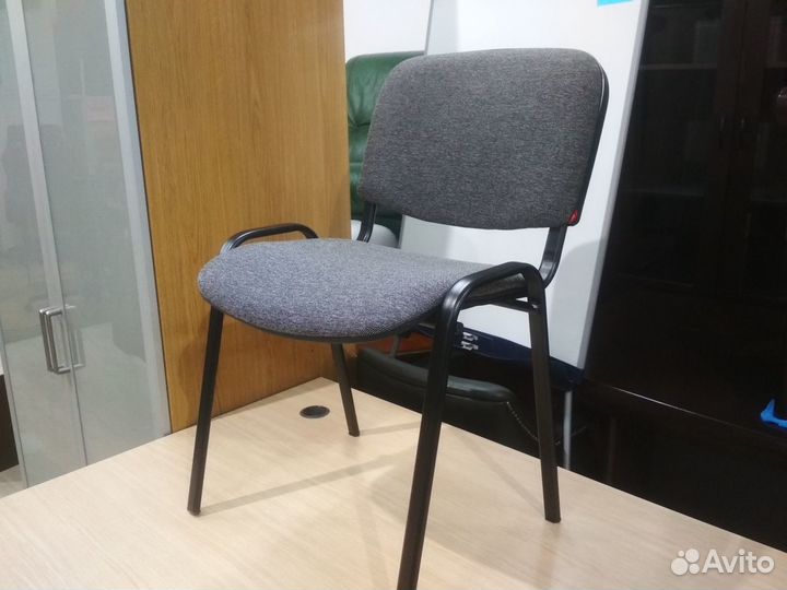 Стул для посетителей Изо (ткань). Новый