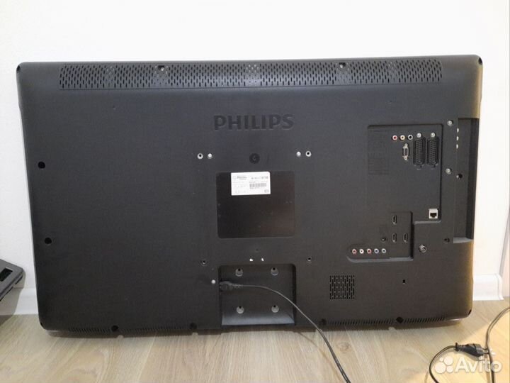 Телевизор Philips диагональ 37