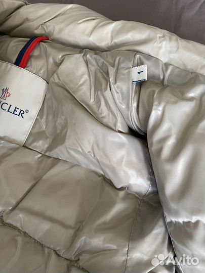 Жилет пуховый новый Moncler оригинал