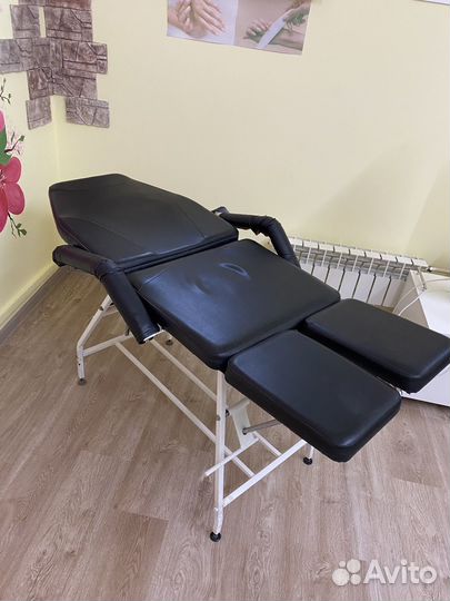 Педикюрные кресла + подставка для ног