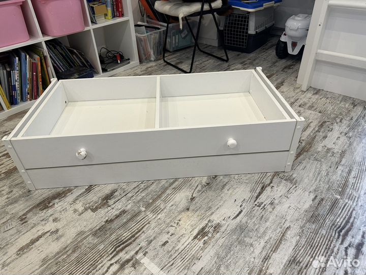 Выдвижной ящик под детскую кровать