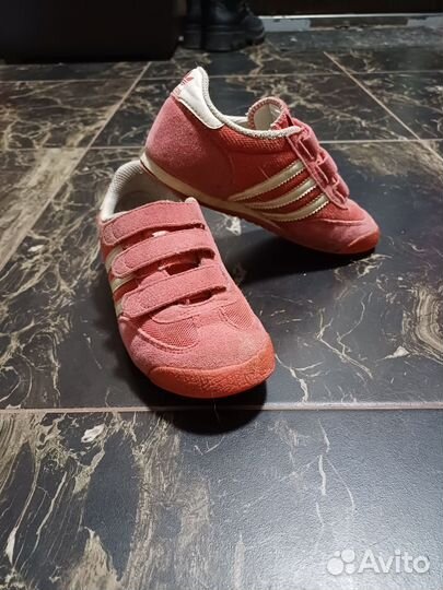 Кроссовки Adidas 29-30