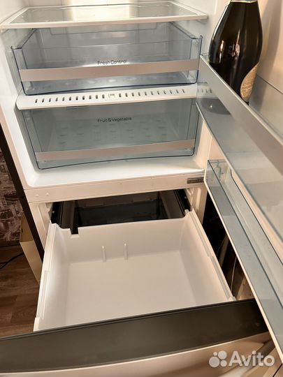 Продам холодильник рабочий