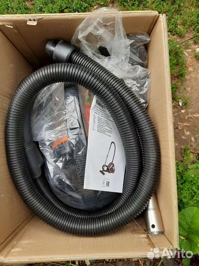 Пылесос scarlett